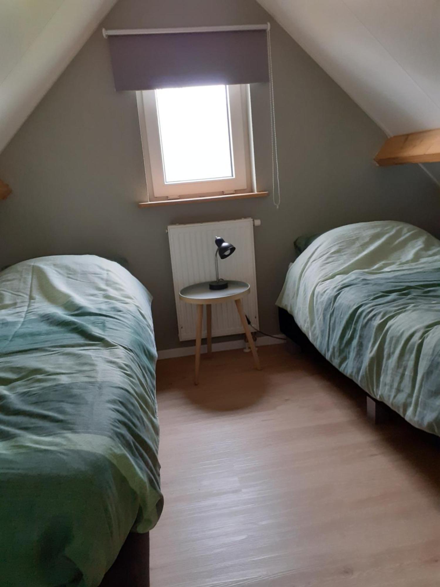 4-Persoons Vakantiehuisje Simmerwille Tzummarum ภายนอก รูปภาพ